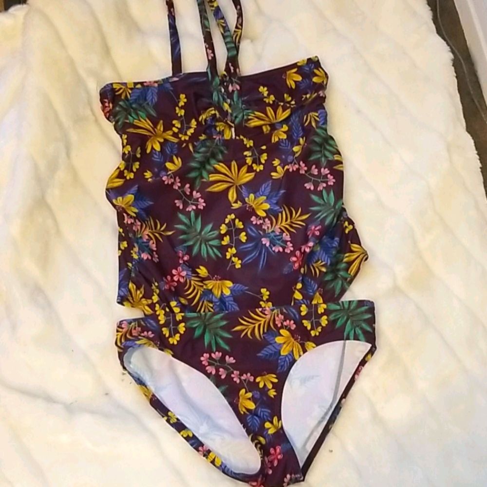Mimi Maternity two piece swimsuit